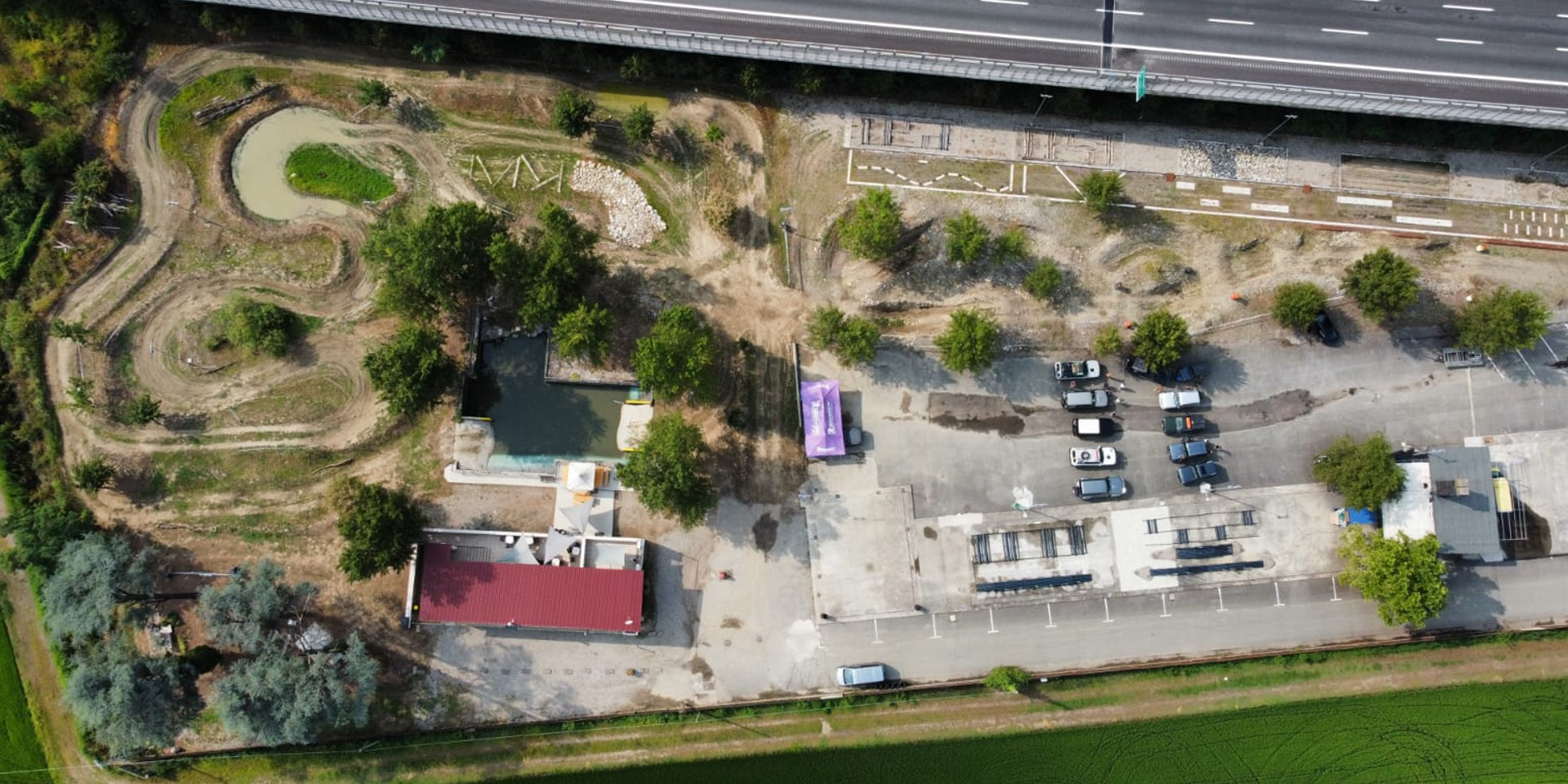 Vue aérienne de l’aire de stationnement GO4 Novara Ouest